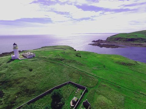 Little Ross Island - Galbraith - fyr og keeperhytte