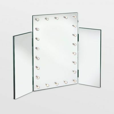 Trifold speil med varme LED-lys
