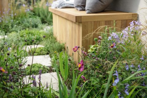 chelsea flower show 2021 green sky pocket garden