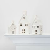 Stort keramisk hus dekorativ figur hvit