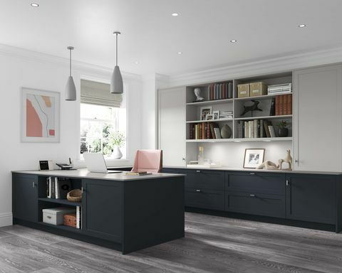 wickes lanserer utstyrte kjøkken med innebygde skrivebord for å hjelpe deg med å lage ditt eget kontorlokale