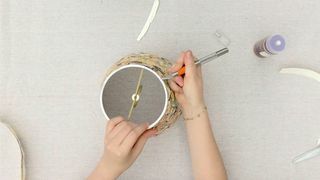 DIY marmorert papir lampeskjerm