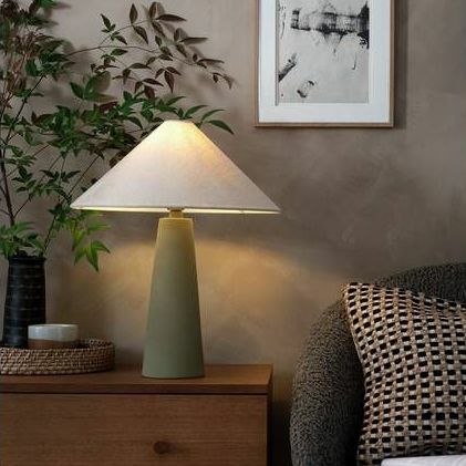Habitat konisk keramisk bordlampe - beige og oliven