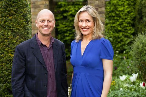 program navn rhs chelsea blomster show tx na episode na nei na bilde viser bbc en joe swift, sophie raworth c bbc fotograf glenn dearing