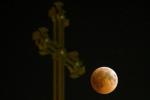 Bilder: Blood Moon Lunar Eclipse I juli, Storbritannia