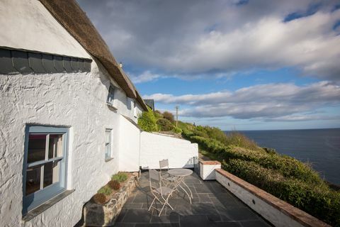 2 tilstøtende hytter til salgs i Cornwall