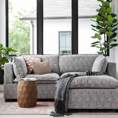 Kova Sofa + Ottoman