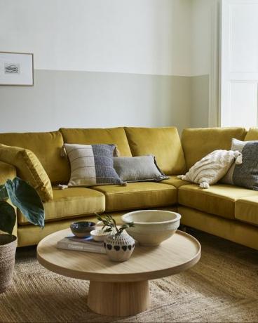 darcy sennep gul hjørnesofa, house beautiful collection hos dfs