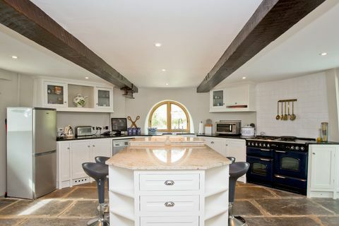 Patcham Mill - Brighton - kjøkken - Hamptons International