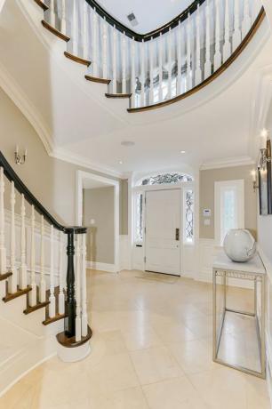 jfk dc home entryway designet av tom glass