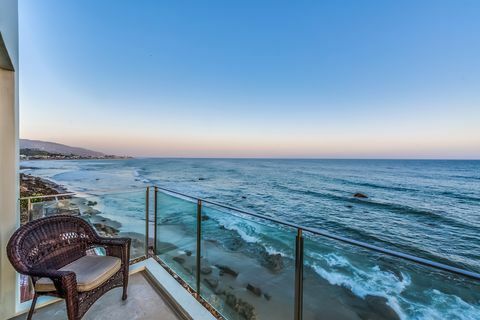Barry Manilows tidligere strandhus i Malibu, Los Angeles, California er til salgs