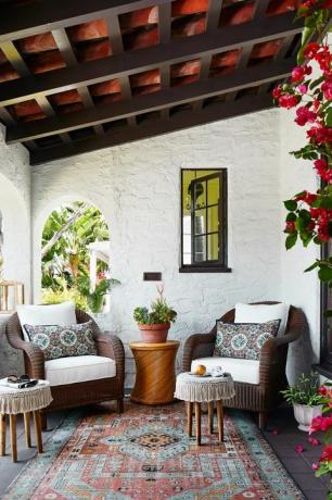 kevin isbell, veranda, marokkansk teppe, stoler
