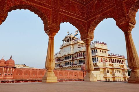Bestill kongelig bypalass i Jaipur der prinsesse Diana besøkte