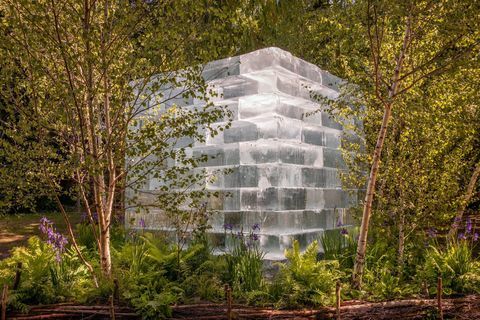 the plantman's ice garden designet av john warland sponset av plantman co sanctuary garden rhs chelsea flower show 2022