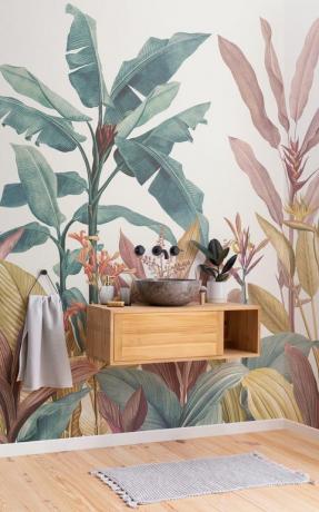 Vintage Botanicals-samling av MuralsWallpaper, ved hjelp av detaljerte vintagemalerier av Pierre-Joseph Redouté