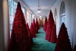 Melania Trump planlegger juledekorasjoner i Det hvite hus i 2019