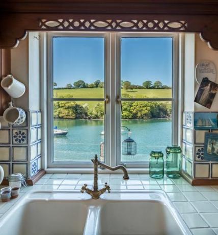 Otter Cottage - Falmouth - Cornwall - vindu - Savills