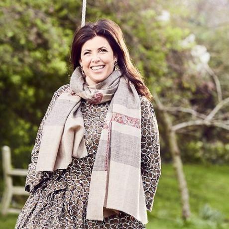 kirstie allsopp fotografert av alun callender for å bo i landet