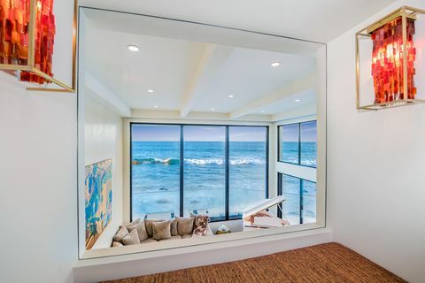 Barry Manilows tidligere strandhus i Malibu, Los Angeles, California er til salgs