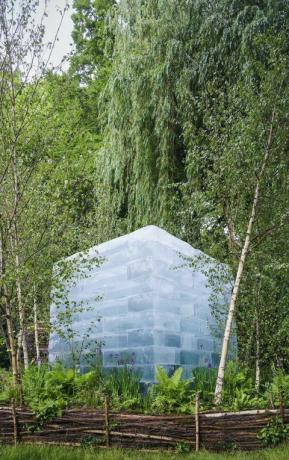 chelsea flower show 2022 the plantman's ice garden designet av john warland sanctuary garden