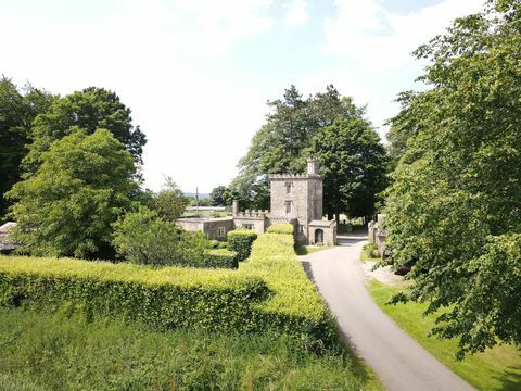 lypiatt lodge til salgs i stroud, gloucestershire