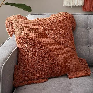 Retreat Tufted Semi Circle Butterscotch Pute