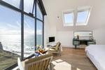 Fantastisk strandhus til salgs i Cornwall har 180 graders utsikt over kysten - Cornwall eiendom til salgs