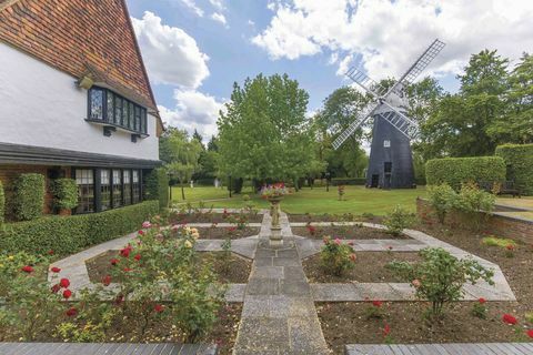 Windmill House - Arkley - Hertfordshire - vindmølle - Knight Frank